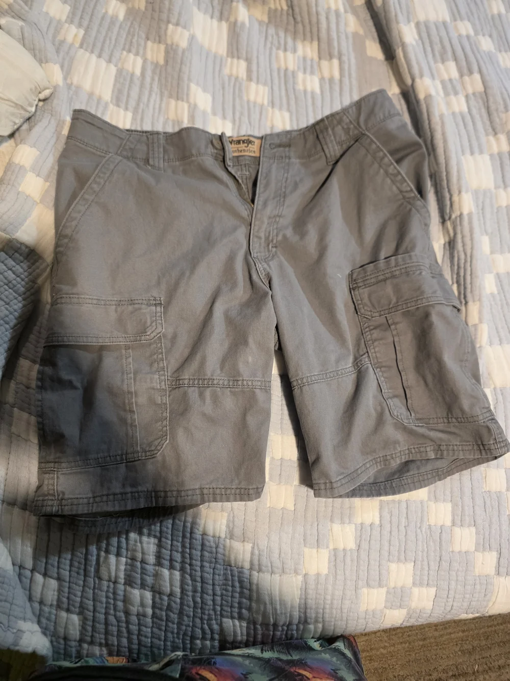 Wrangler Gray Cargo Shorts with Utility Pockets